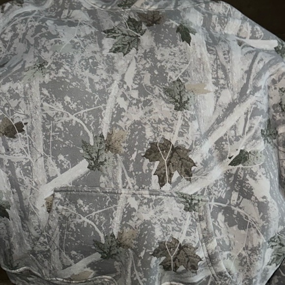 LAST ONE NWT Essential Popover Hoodie Off White Camo - Picture 9 of 11